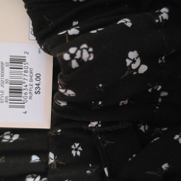 SO BRAND WOMENS JUNIOR SIZE BLACK FLORAL SOFT SHORTS HIGH RISE SIZE XS - Picture 5 of 13